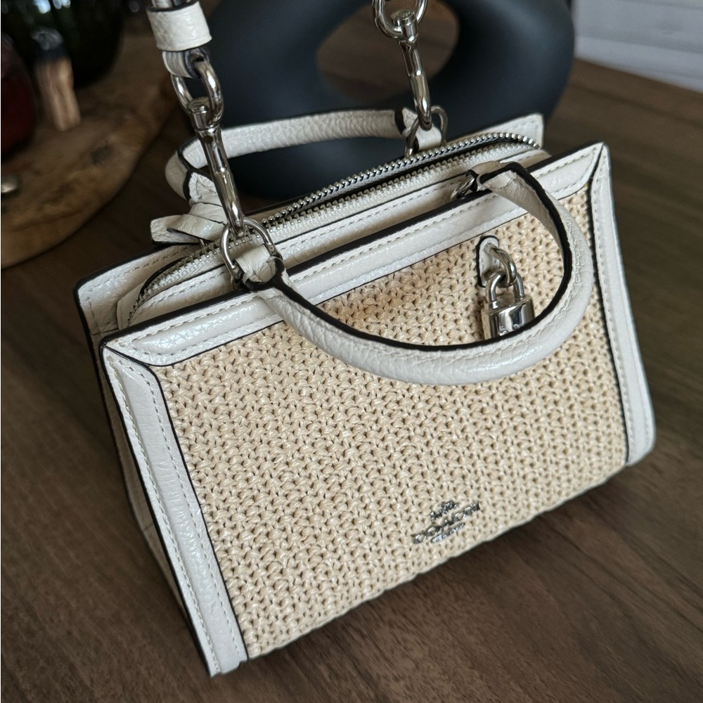 Elegant Cream and Tan Women's Handbag